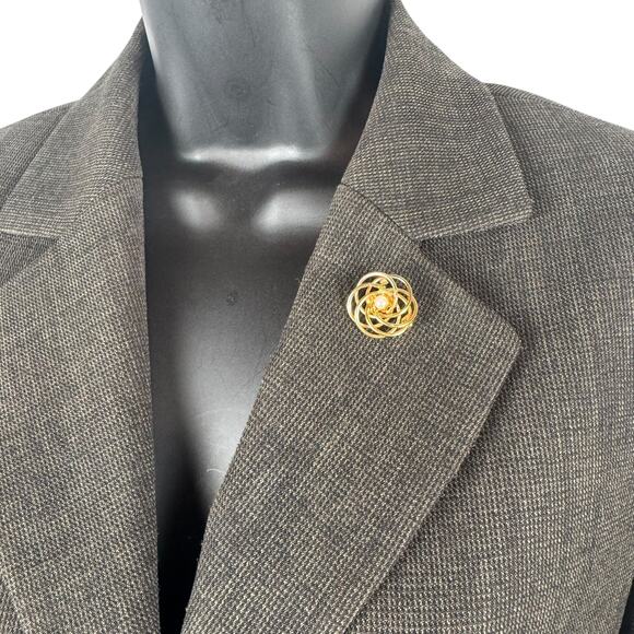 American Vintage Jewelry - Vintage Gold Flower Brooch with Faux Pearl Center | Intricate Costume Jewelry